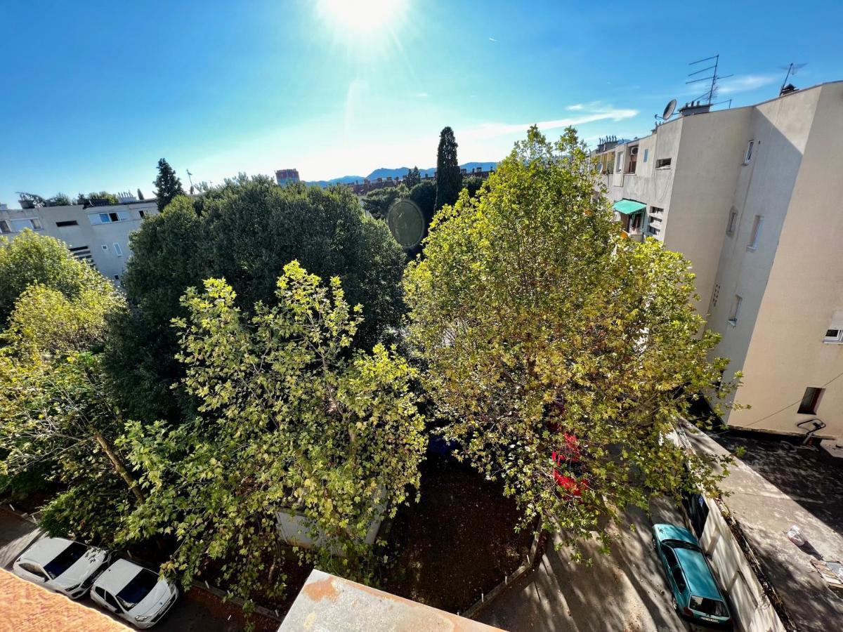 City Center Square Deluxe Nest Podgorica Esterno foto