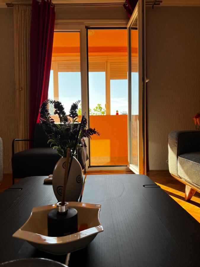 City Center Square Deluxe Nest Podgorica Esterno foto